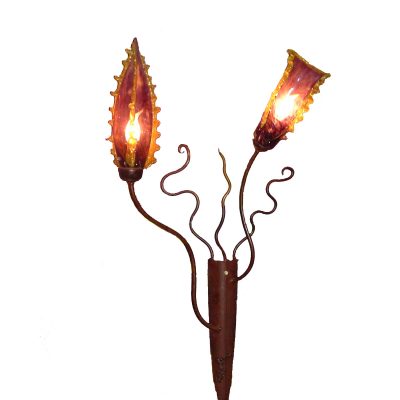 Lámpara de pared. 2 candelabros en tonos rojizos