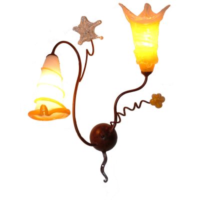 Lámparas de pared. Vidrio soplado y hierro.