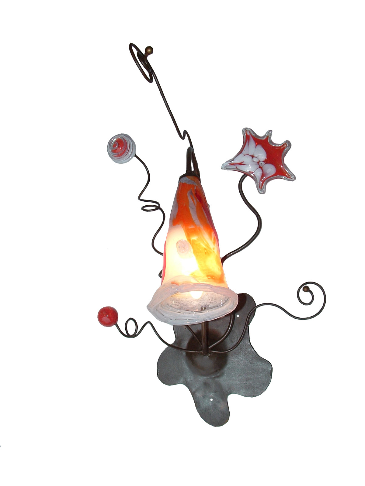 010409 Lámparas de pared. Vidrio soplado y hierro.