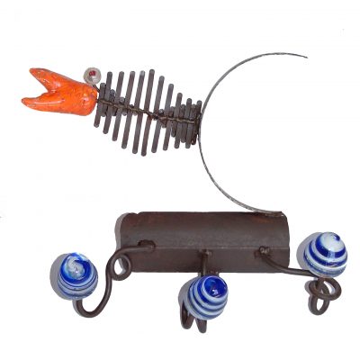 Perchero de pié. Hierro y vidrio soplado.