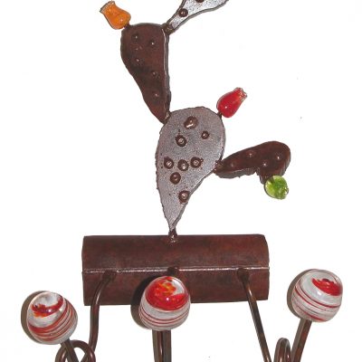 Perchero de pié. Hierro y vidrio soplado.